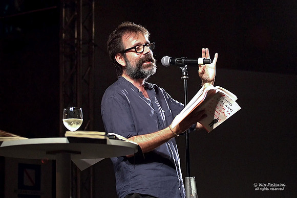 Salerno letteratura 2017. Spettacolo di Guido Catalano.
